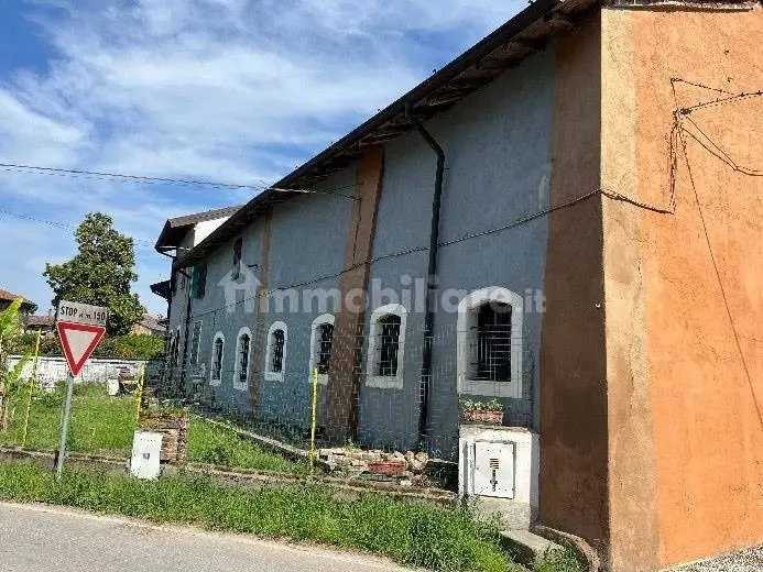 Casa indipendente all'asta via Valle, 13, Castelvisconti - foto 2