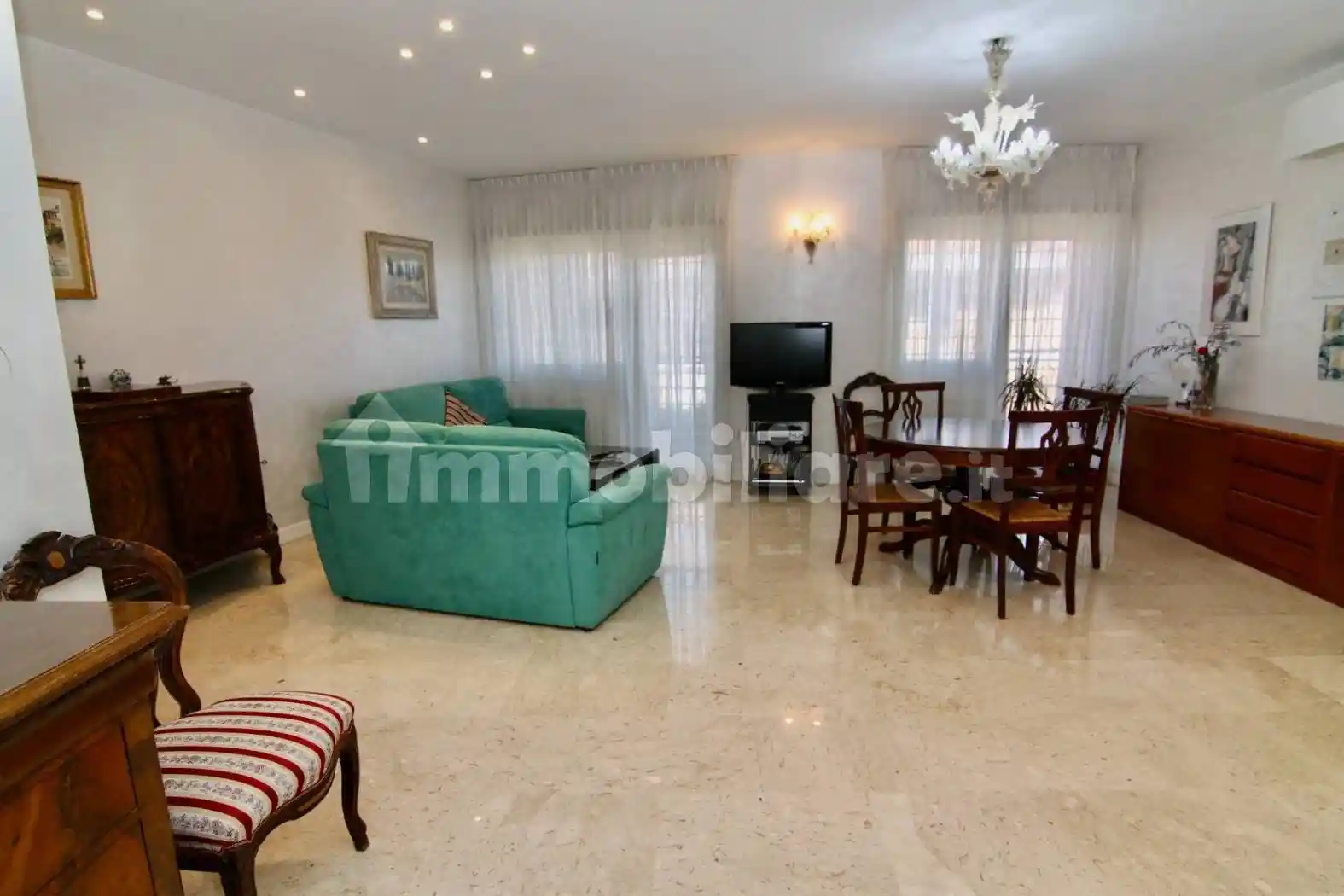 Appartamento in vendita a Roma