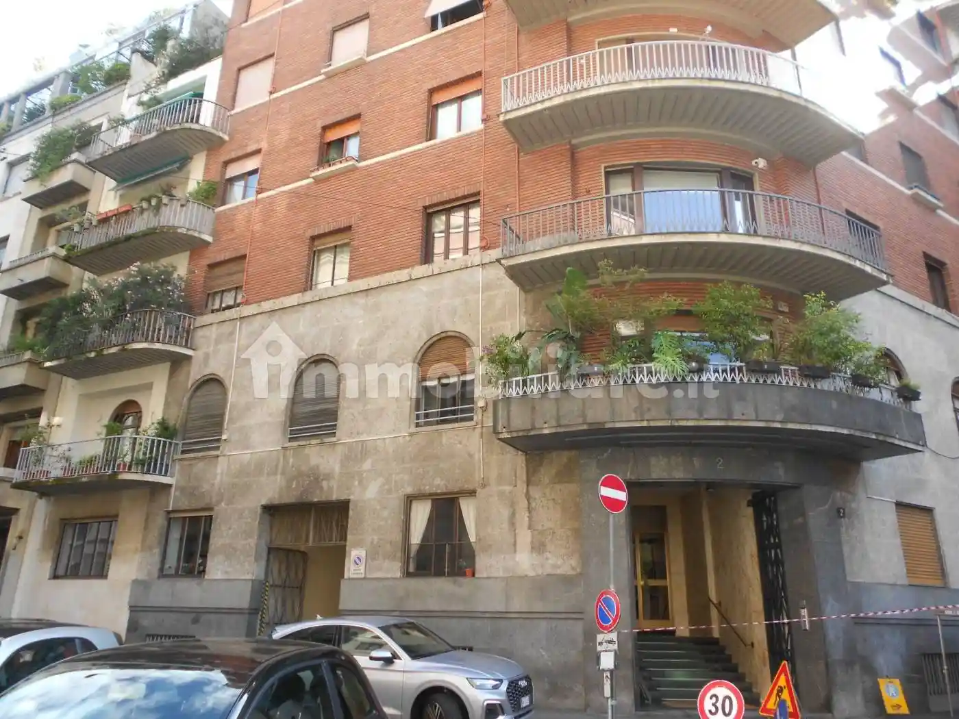 Quadrilocale via Morozzo della Rocca 2, San Vittore, Milano - foto 4