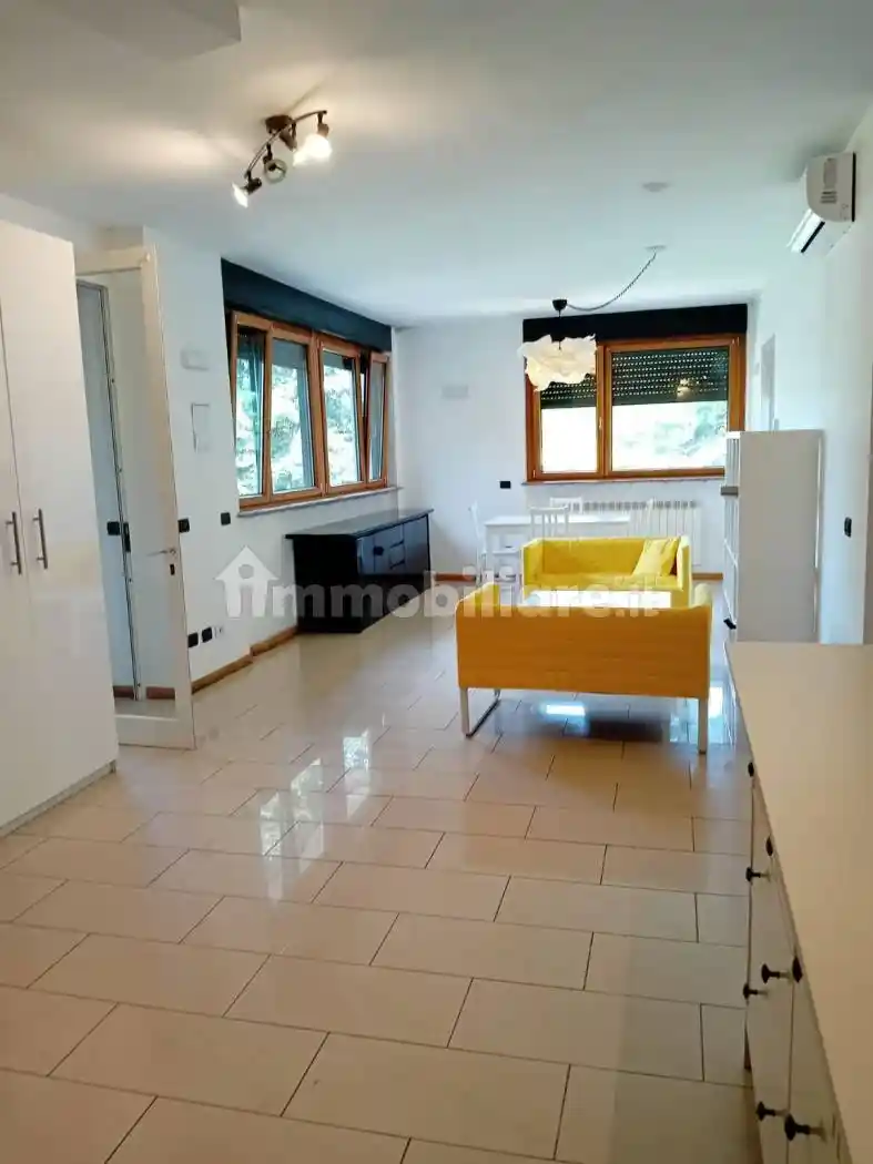 Bilocale via Sacro Monte 10, Ospedale, Busto Arsizio - foto 4