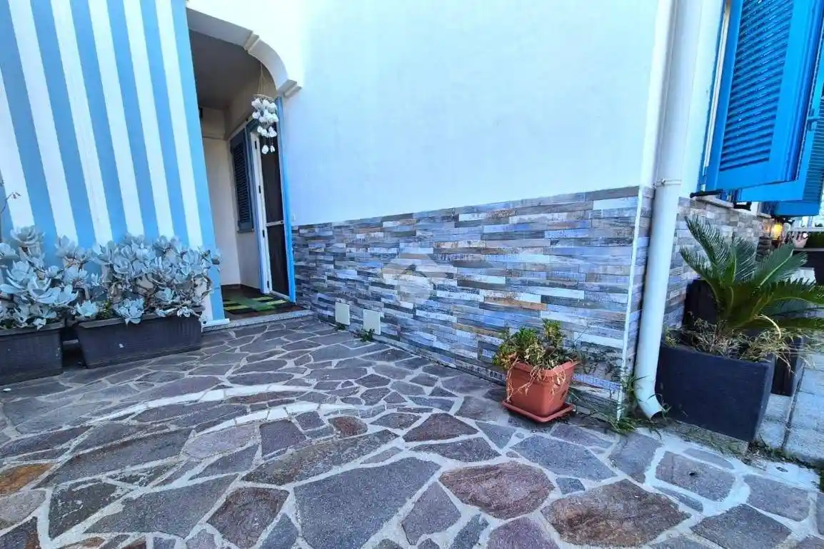 Trilocale Vico II canetti 24, Centro, Calasetta - foto 4