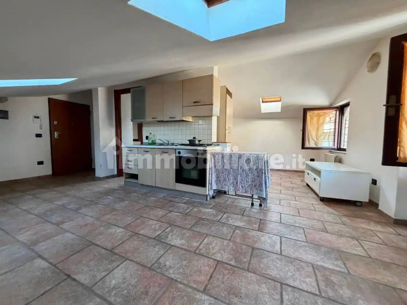 Mansarda via Diano 5, Corso Langhe, Moretta, Corso Cortemilia, Alba - foto 2