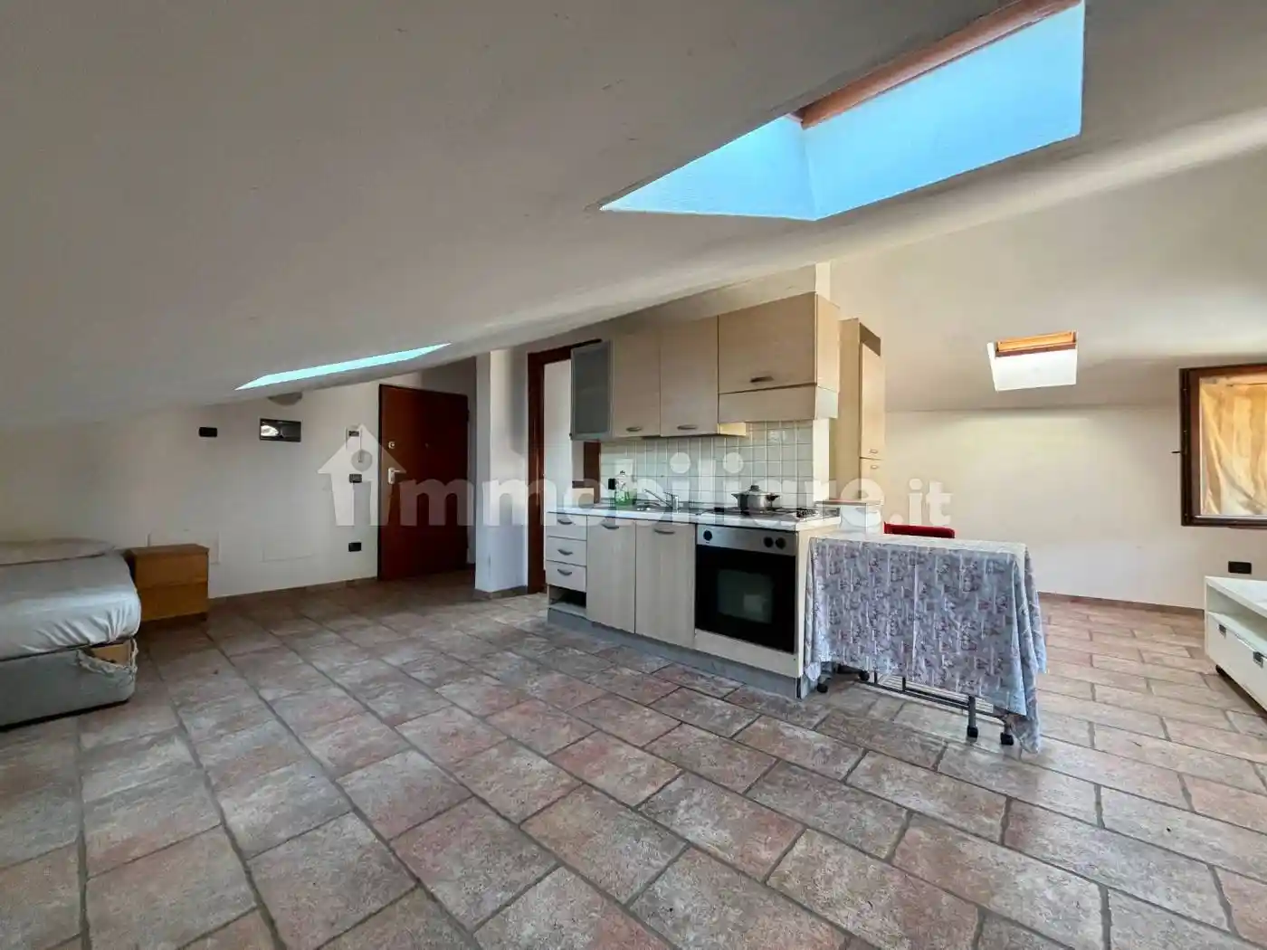 Mansarda via Diano 5, Corso Langhe, Moretta, Corso Cortemilia, Alba - foto 3