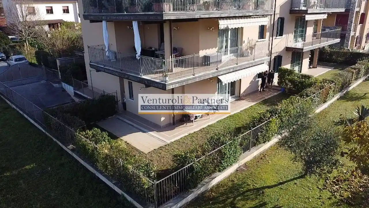 Appartamento in vendita a Desenzano del Garda