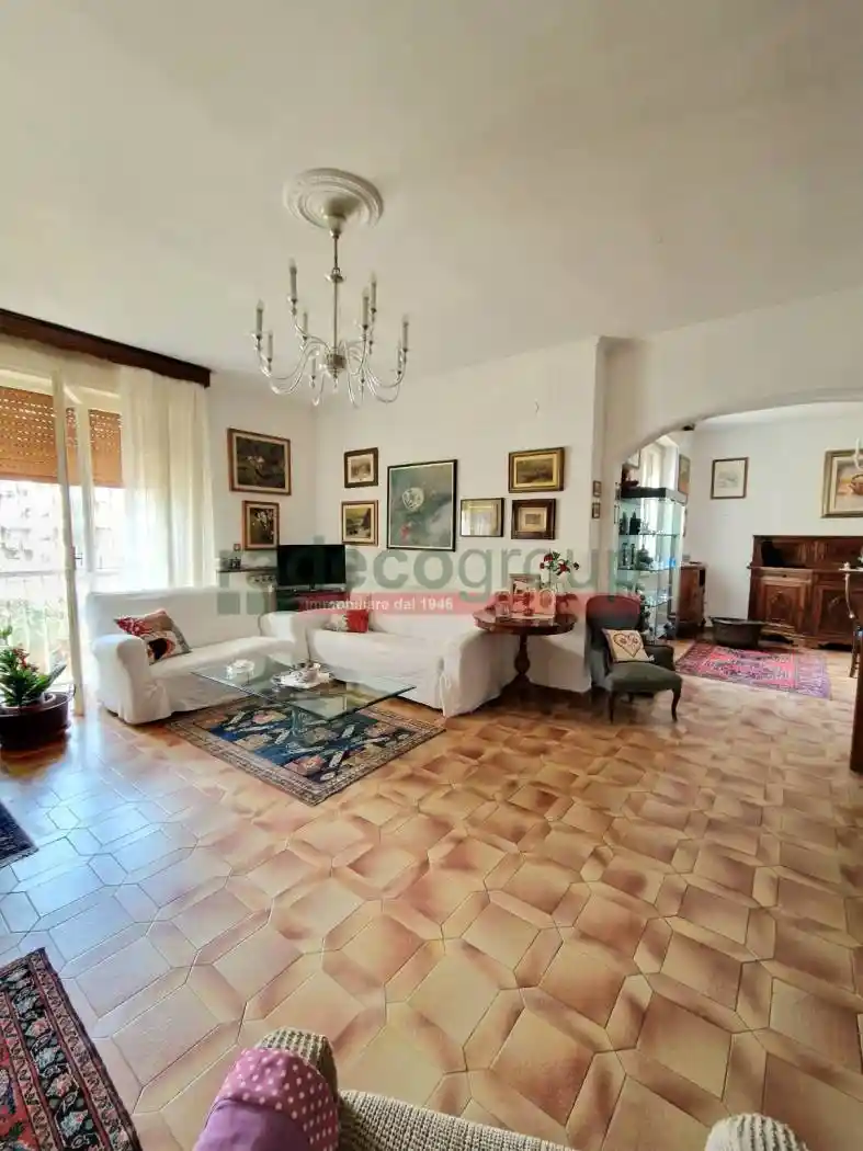 Appartamento in vendita a Livorno