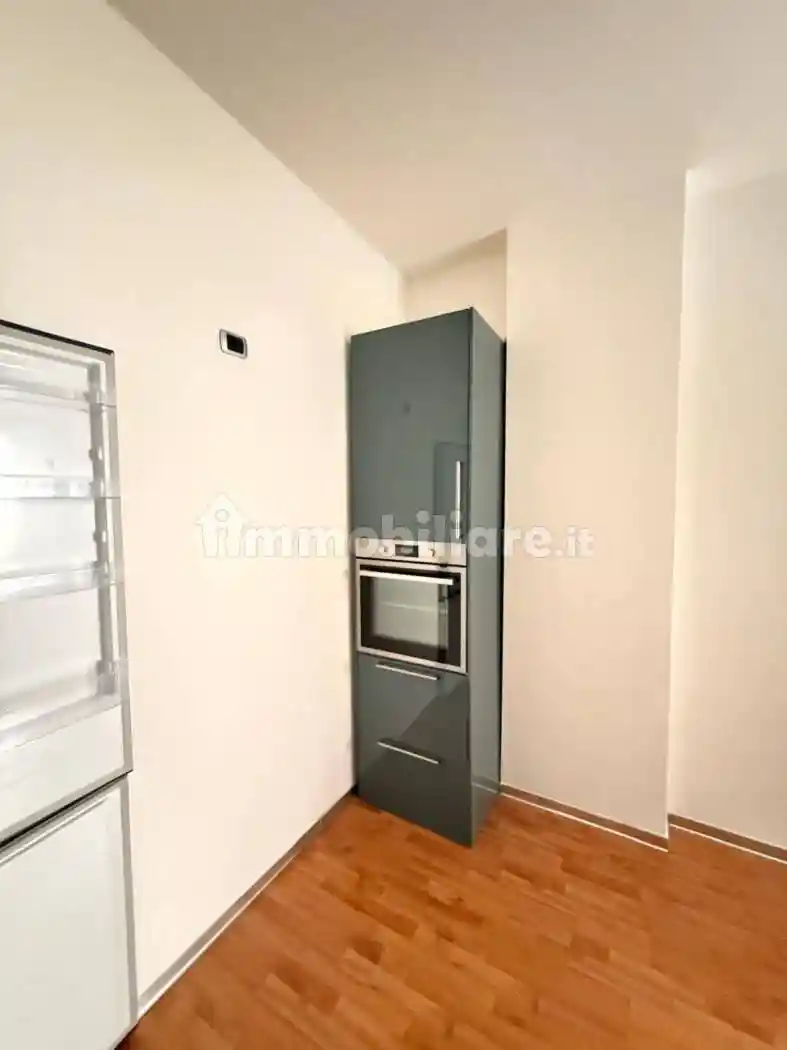 Bilocale via Armando Diaz, Centro, Salerno - foto 4