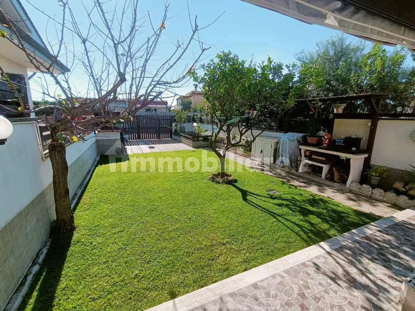 Villetta a schiera in vendita a Ladispoli