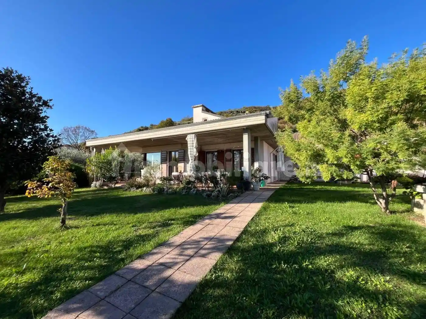 Villa bifamiliare Contrada Lumialto 8/C, Quinto, Verona - foto 5