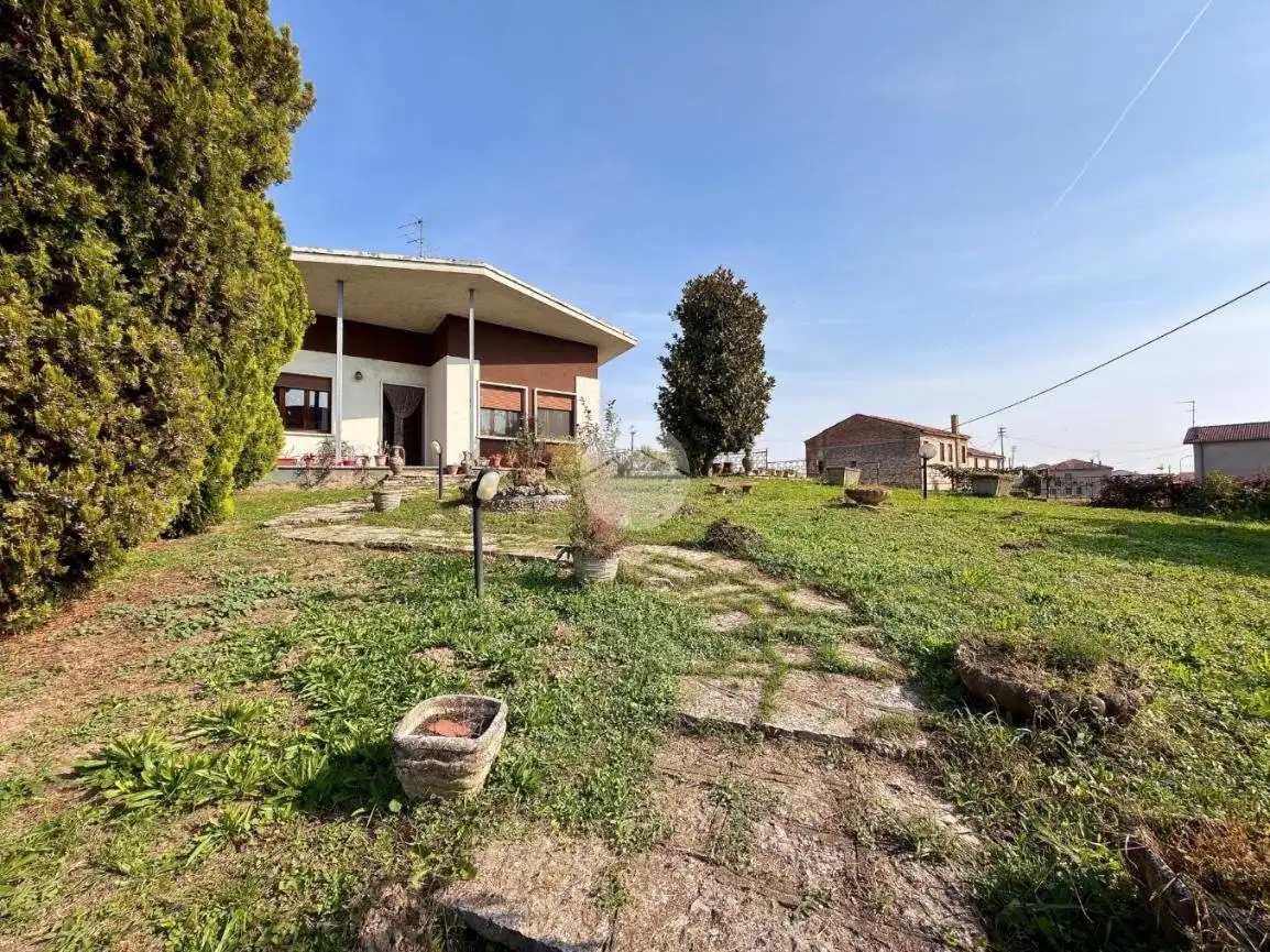 Villa in vendita a Terrazzo