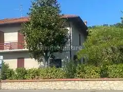 Casa indipendente in vendita a Arezzo