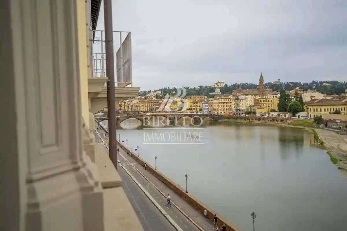 Appartamento in vendita a Firenze