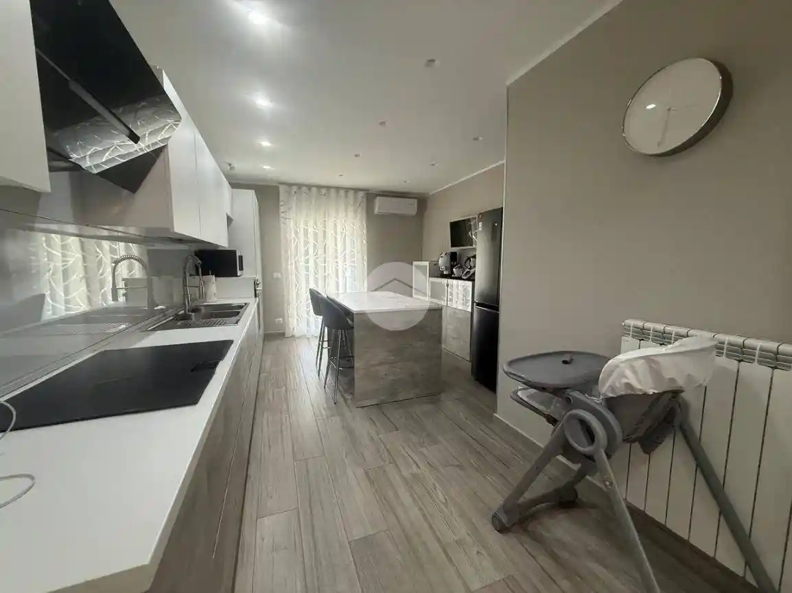 Quadrilocale via dei Carrubi, Parco degli Aranci, Caserta - foto 5