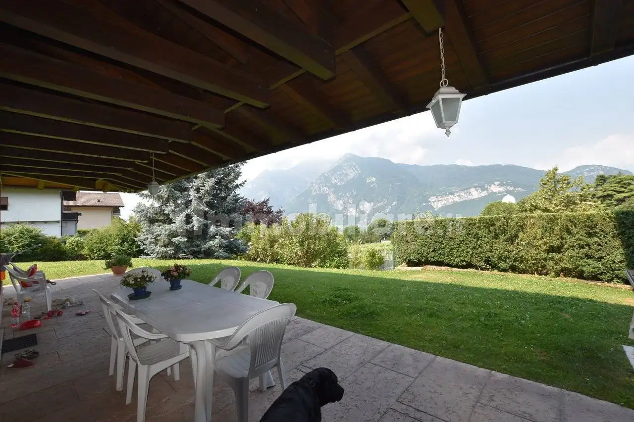 Villa in vendita a Trento