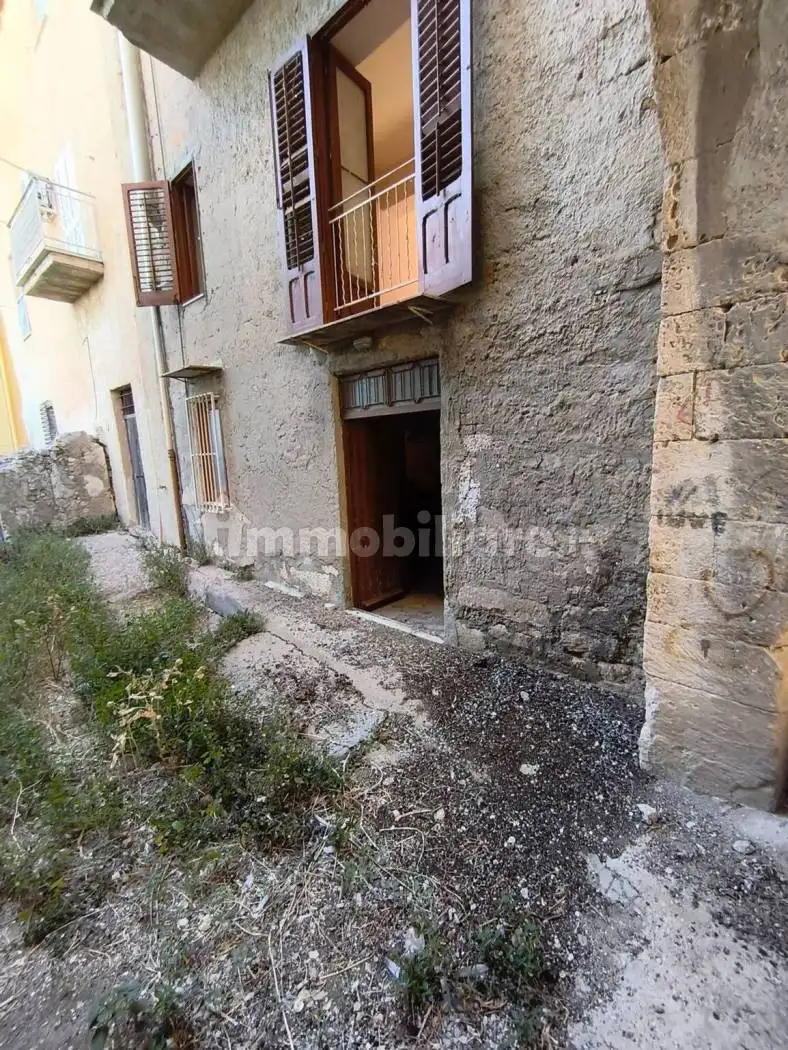 Villa unifamiliare via Raffaello Sanzio, 5, Aragona - foto 2