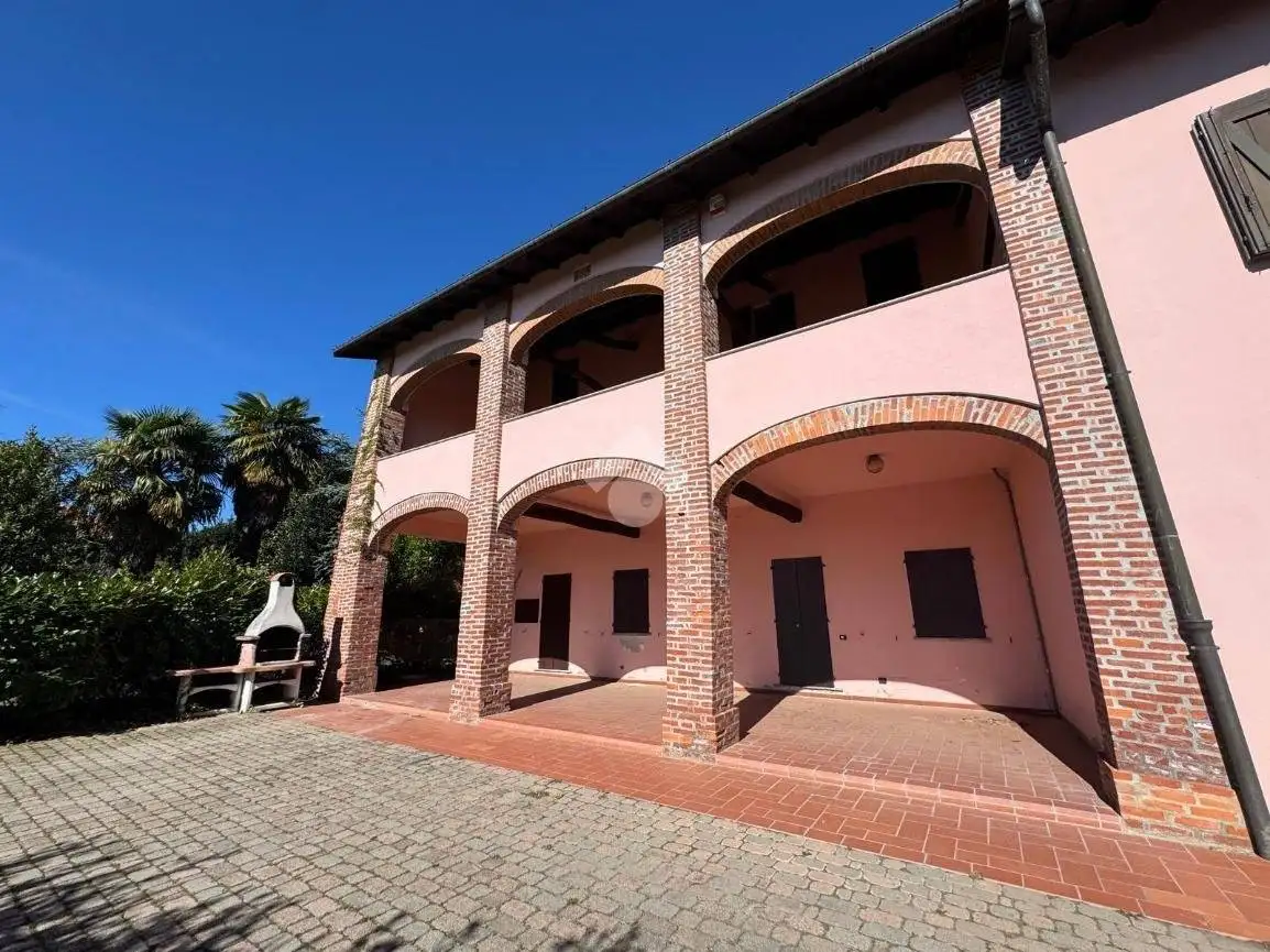 Villetta a schiera in vendita a Marano Ticino