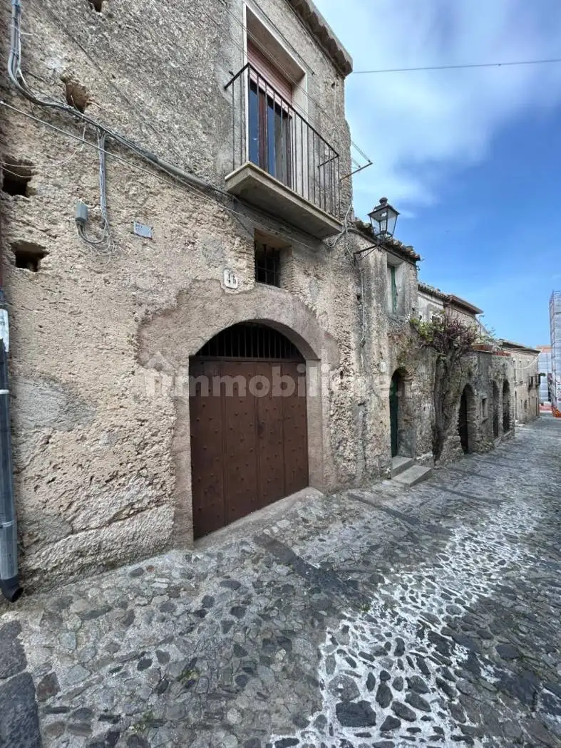 Casa indipendente in vendita a Gerace