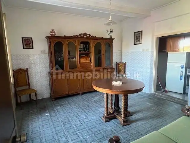 Casa indipendente in vendita a Massa