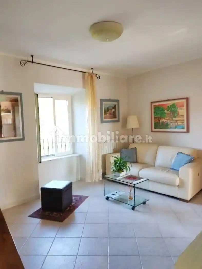 Quadrilocale ottimo stato, secondo piano, Castagnola, Massa - foto 2