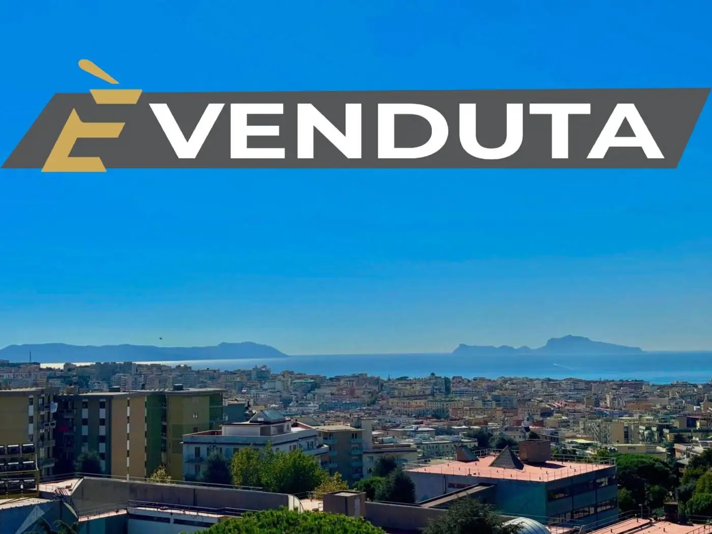 Appartamento in vendita a Napoli
