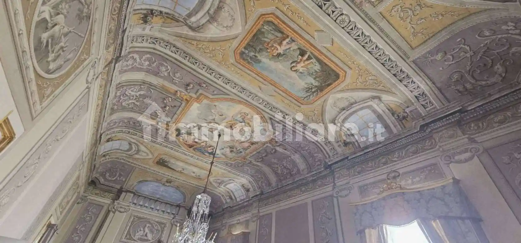 Palazzo - Edificio in Vendita - foto 2