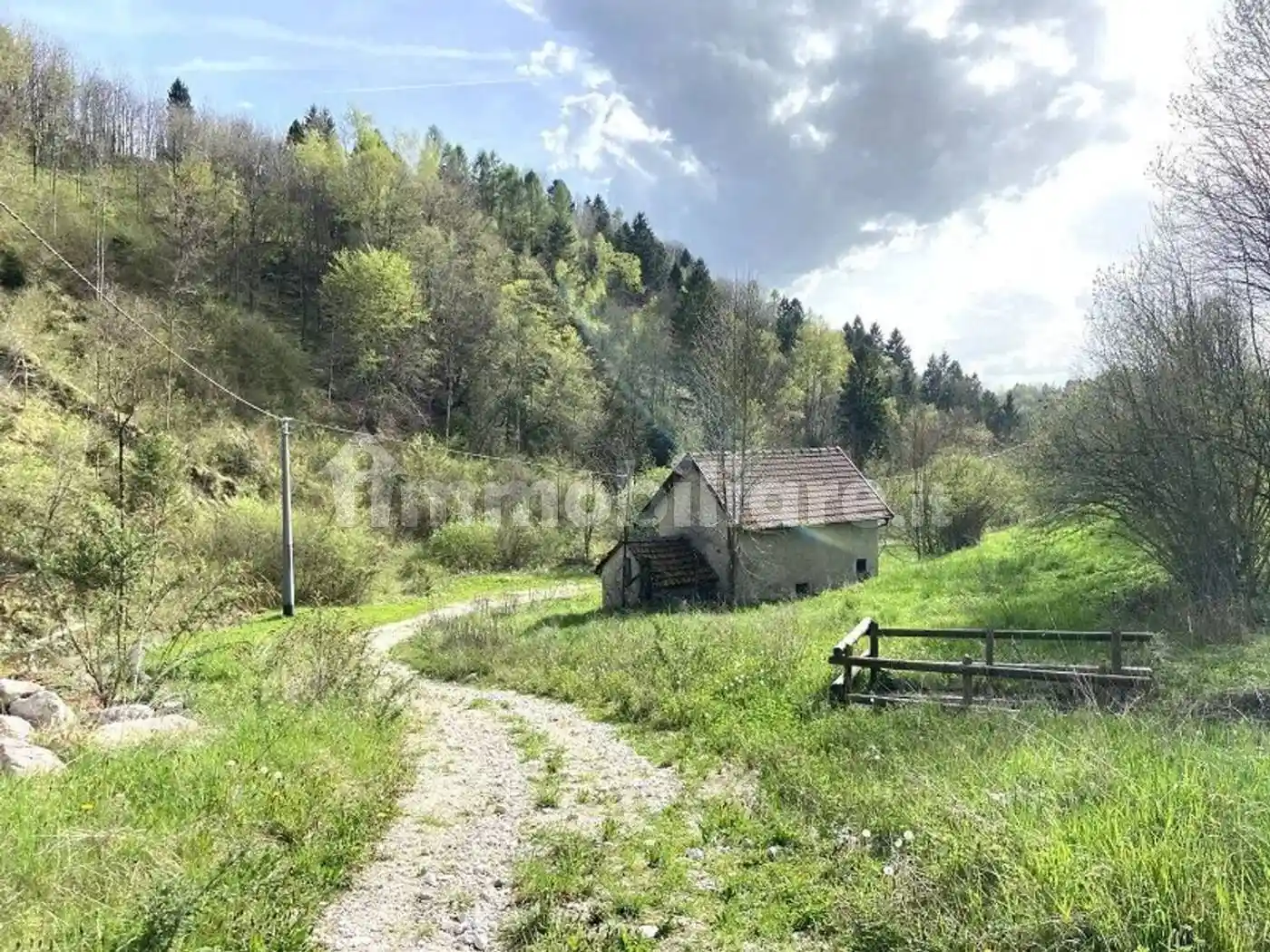 Cascina via Funesia No Number, Chies d'Alpago - foto 2