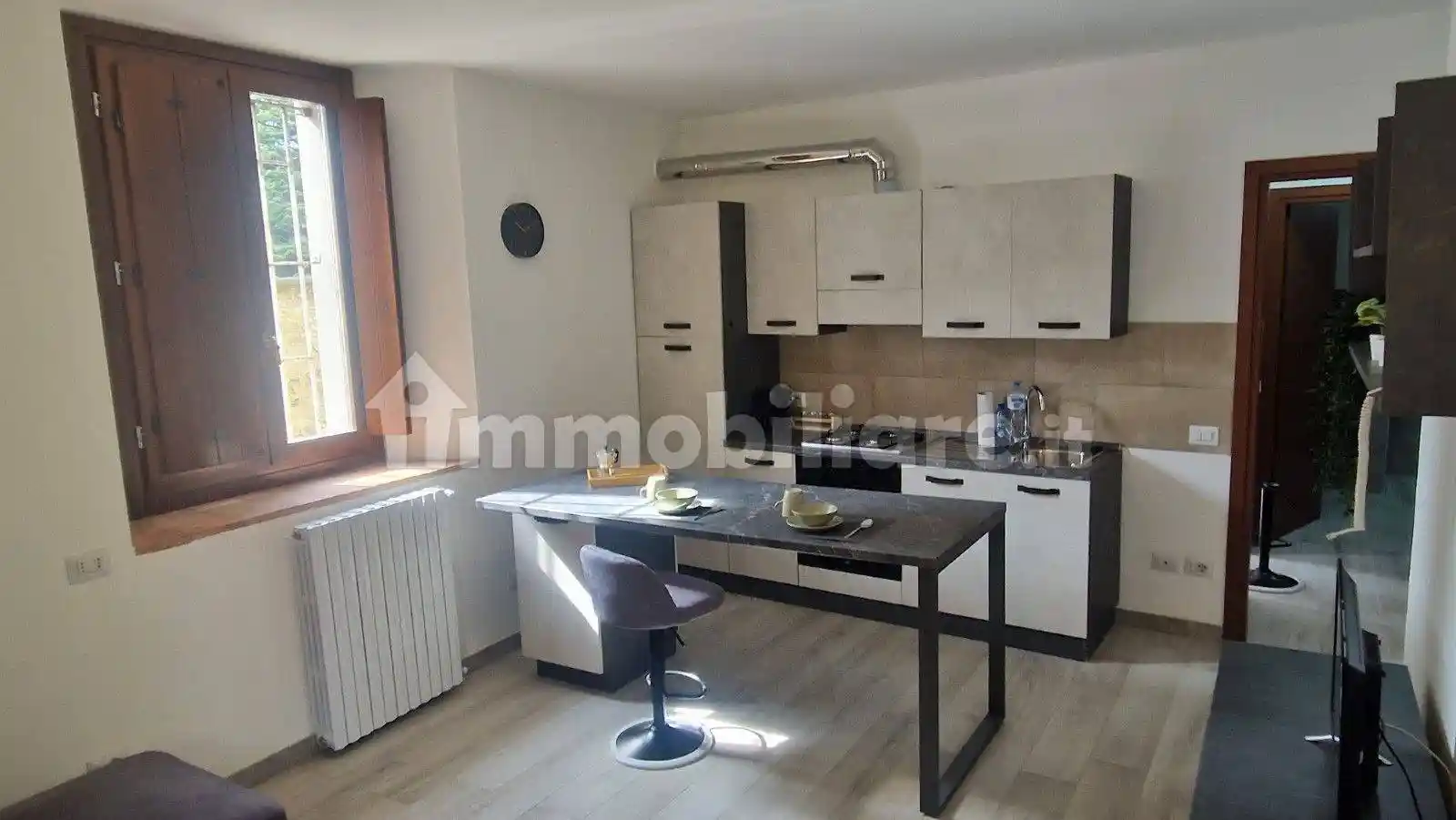 Appartamento in affitto a Barzanò