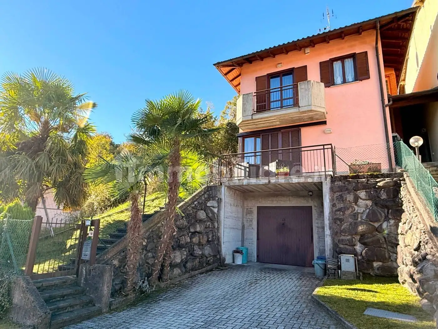 Villetta a schiera in vendita a Mesenzana