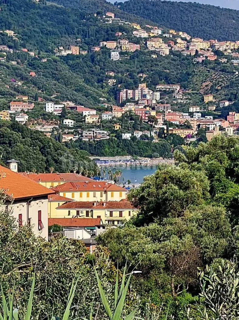 Appartamento in vendita a Lerici
