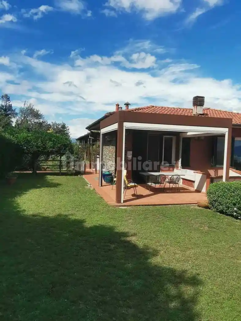 Appartamento in vendita a Ameglia