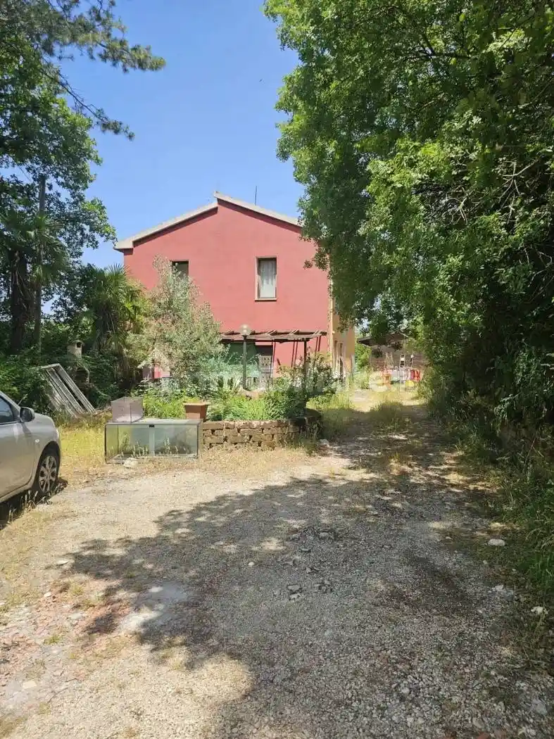Villa in vendita a Terni