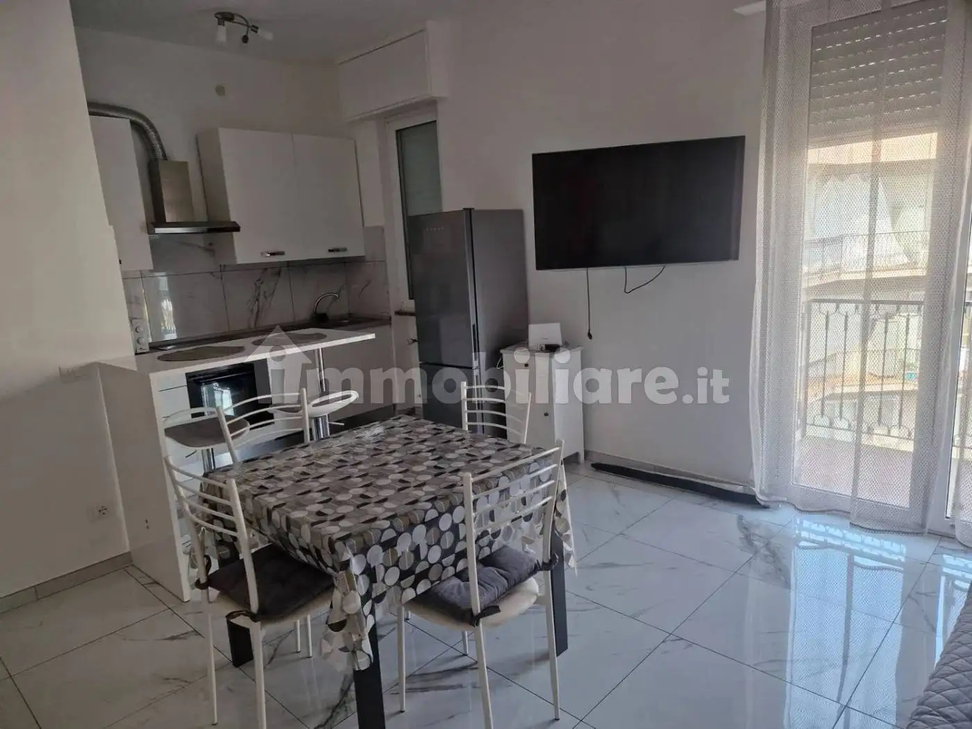 Appartamento in affitto a Albenga