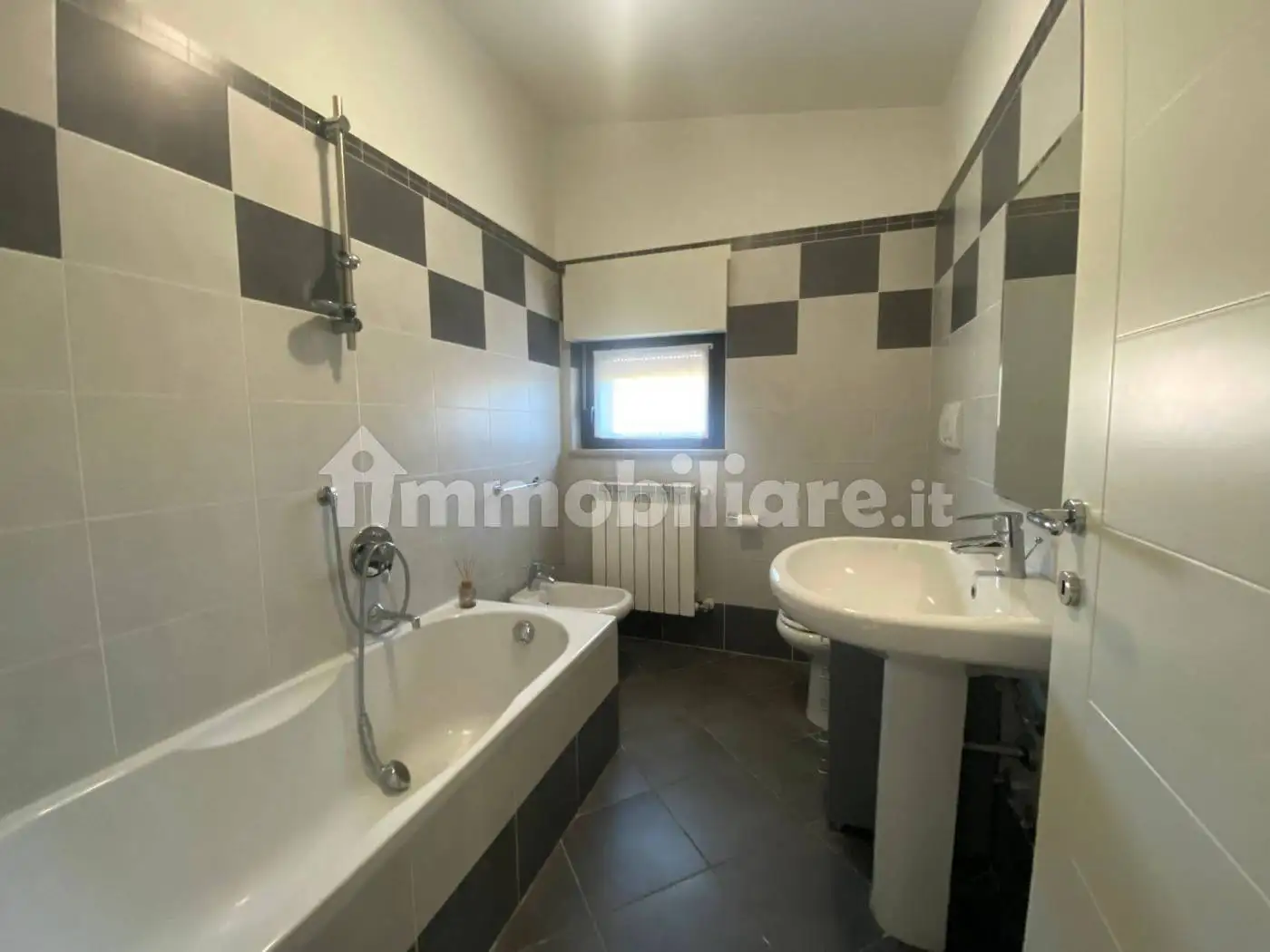 Trilocale via Antonino Caponnetto, Villa Severi - Cappuccini, Arezzo - foto 4