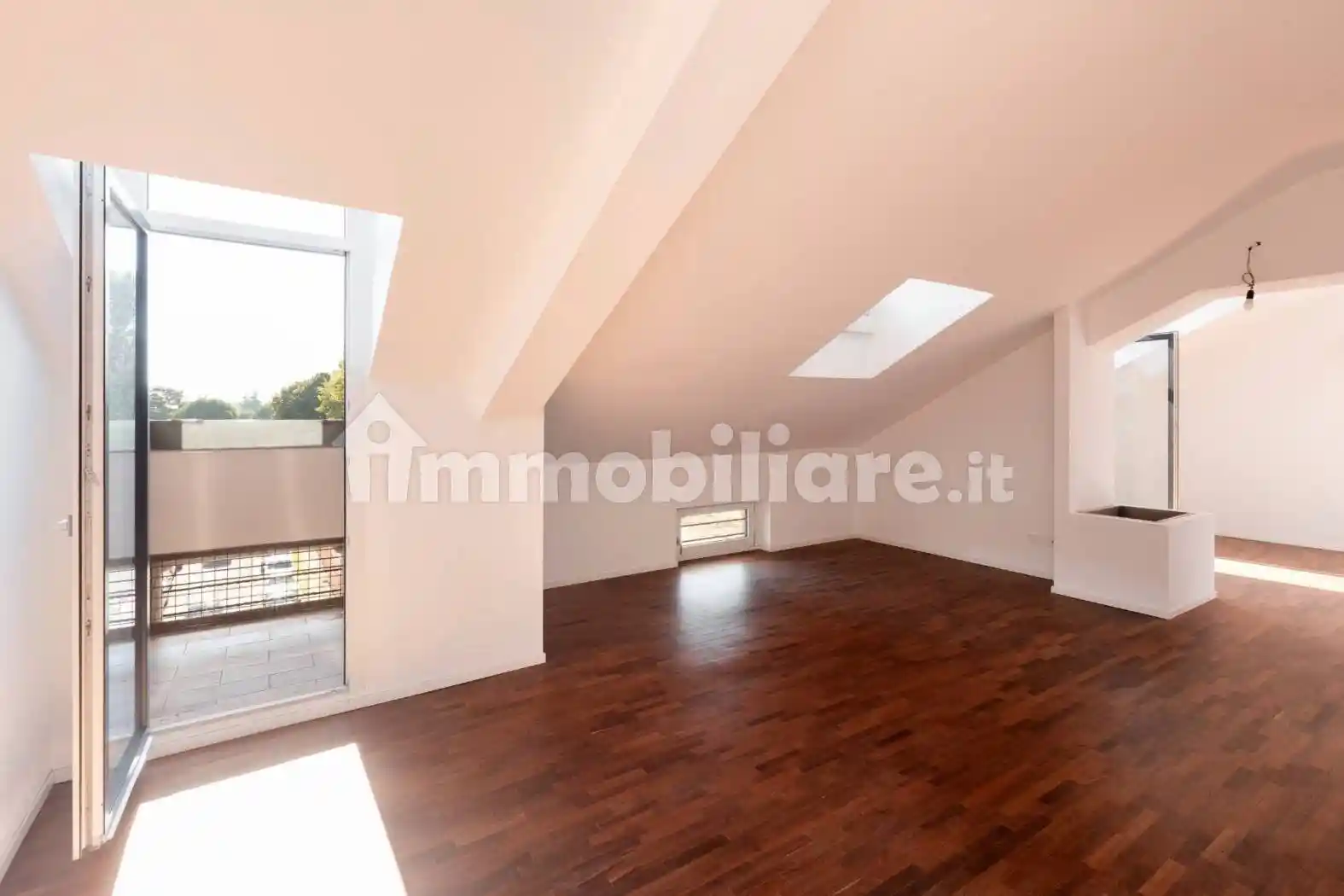 Appartamento in vendita a Monza