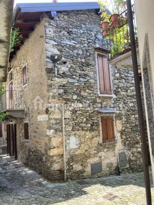 Casa indipendente in vendita a Verbania
