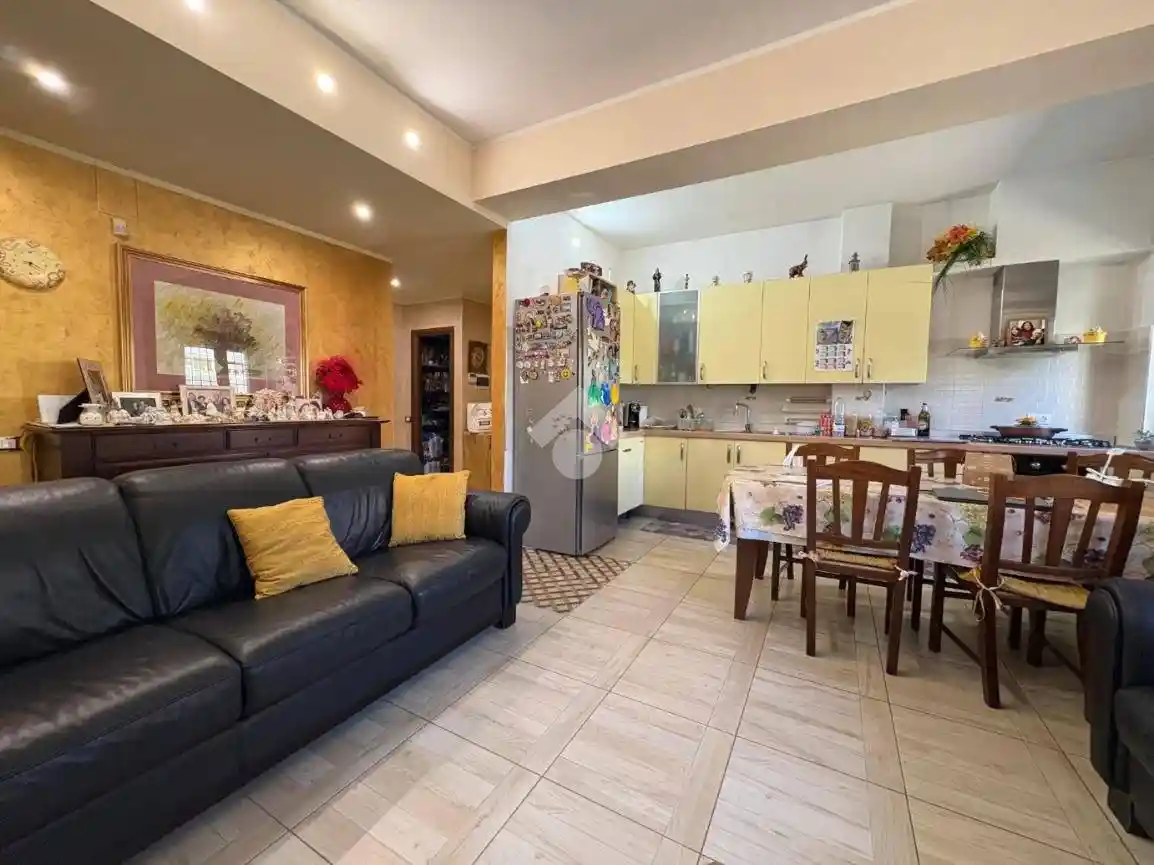 Trilocale via Eugenio Martorelli 26, Panebianco - Tribunale, Cosenza - foto 2