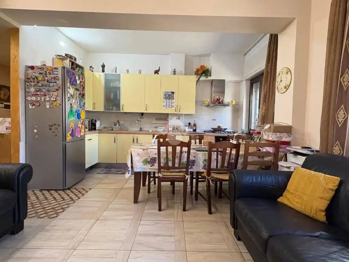 Trilocale via Eugenio Martorelli 26, Panebianco - Tribunale, Cosenza - foto 3