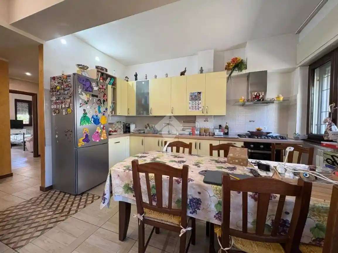 Trilocale via Eugenio Martorelli 26, Panebianco - Tribunale, Cosenza - foto 4