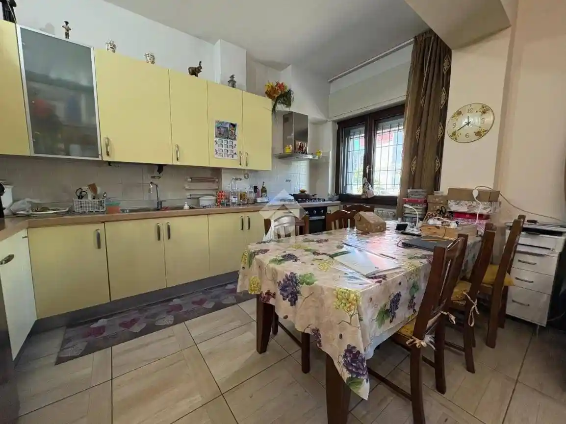 Trilocale via Eugenio Martorelli 26, Panebianco - Tribunale, Cosenza - foto 5