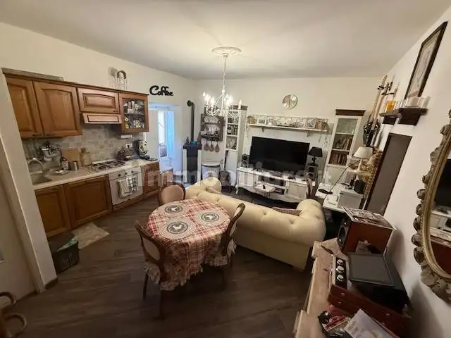 Appartamento in vendita a Faleria