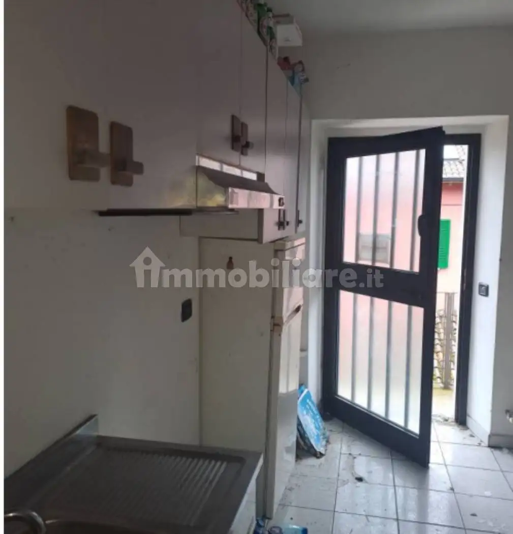 Appartamento all'asta via Ippolito Volpi, Besano - foto 5