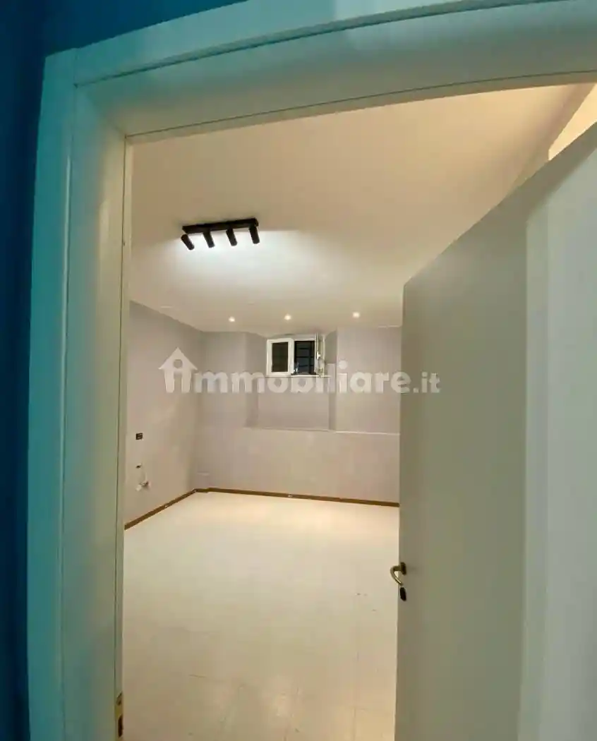 Appartamento buono stato, seminterrato, Adriatico, Ancona - foto 5