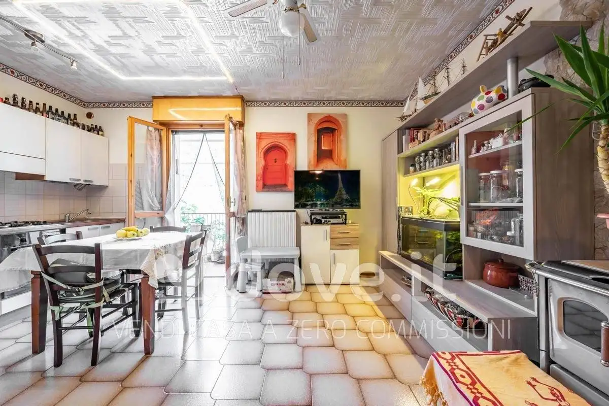 Appartamento in vendita a Alto Reno Terme