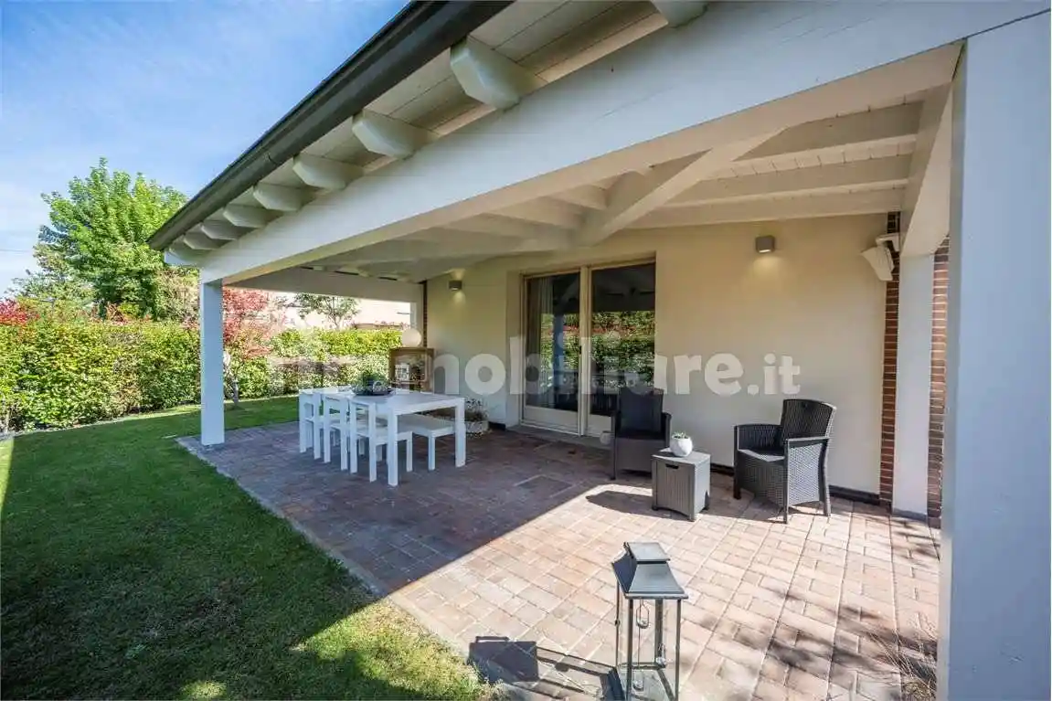 Villa unifamiliare via Giovanni Rinaldi, 108/9, Roncocesi - Villaggio Crostolo, Reggio Emilia - foto 3