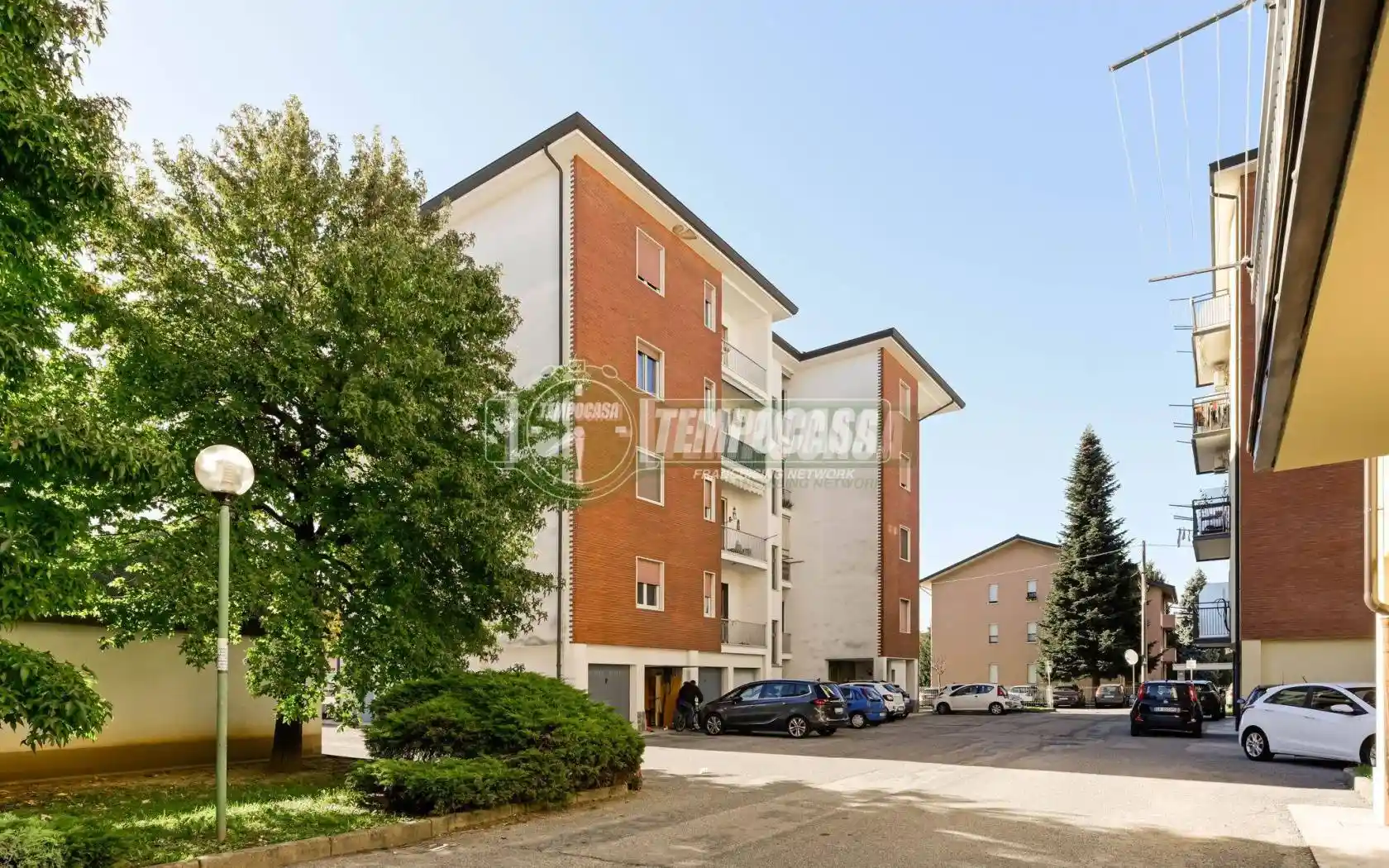 Appartamento in vendita a Bernareggio