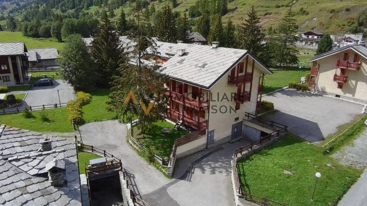 Appartamento in vendita a Ayas