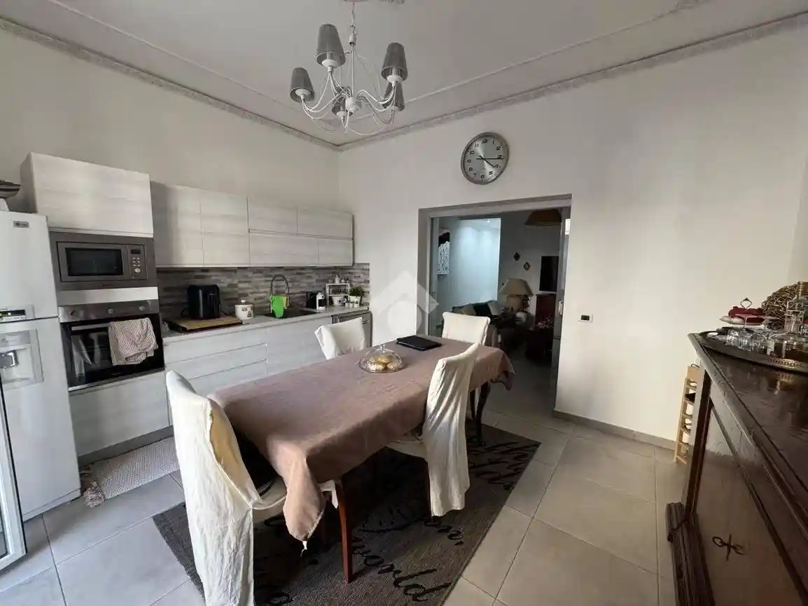 Appartamento in vendita a Palermo