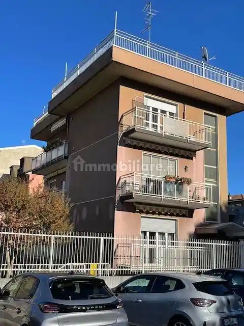 Appartamento in vendita a Cesano Boscone