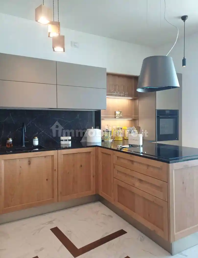 Bilocale via Alfonso Alvarez, Centro Storico - Teatro Verdi, Salerno - foto 2