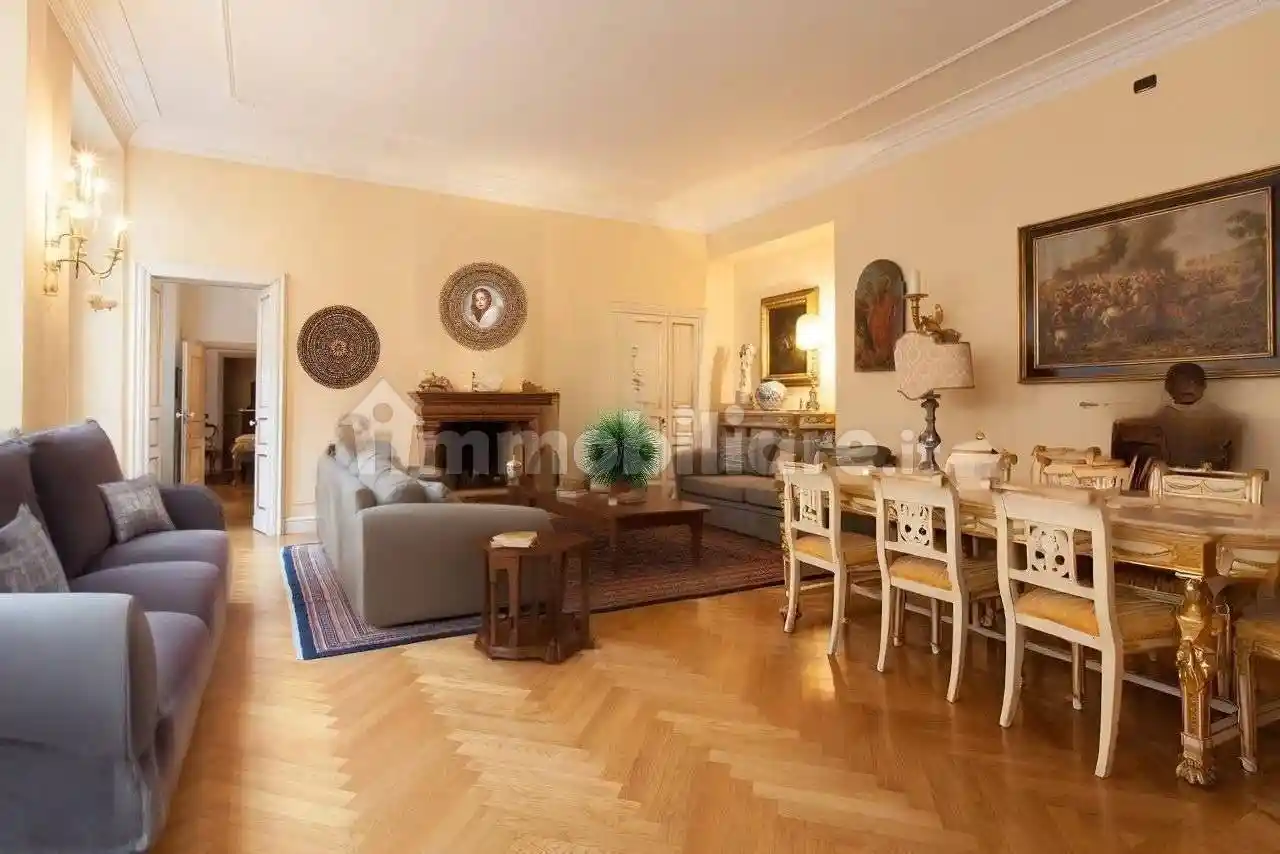 Quadrilocale via Sant'Antonio 14, Missori, Milano - foto 3