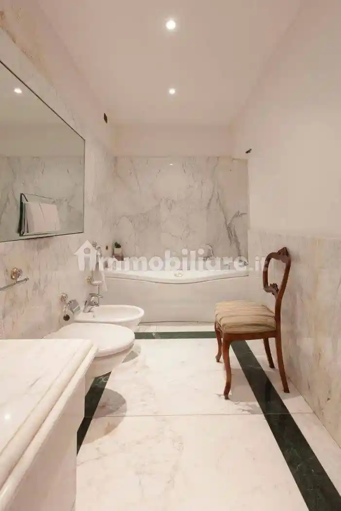 Quadrilocale via Sant'Antonio 14, Missori, Milano - foto 5